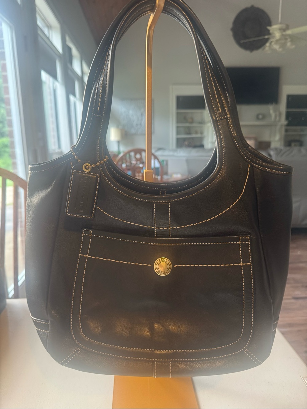Vintage Couch Legacy Ergo tote